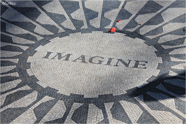"...il mosaico “Imagine”."
