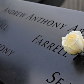 L’urlo silenzioso della speranza: il 9/11 Memorial.